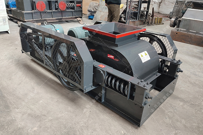 對輥制砂機在線報價/小型對輥式破碎機多少錢一臺？