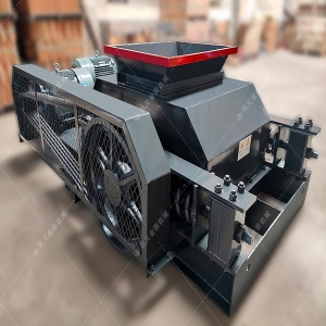 除了價格，選擇雙齒輥破碎機(jī)更應(yīng)關(guān)注哪些長期效益指標(biāo)？