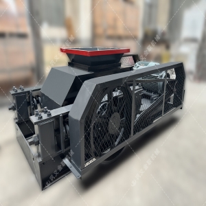 不挑食的 “實力派”：雙齒輥破碎機(jī)如何輕松應(yīng)對礦石開采中的多樣物料？?