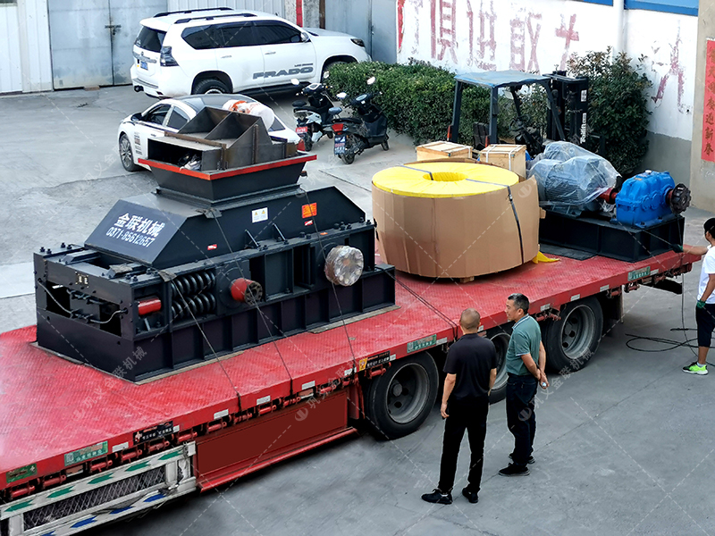 石灰石加工成石子和沙子，用對輥制砂機怎么樣？