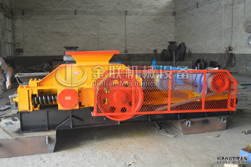 風(fēng)化砂制砂機2